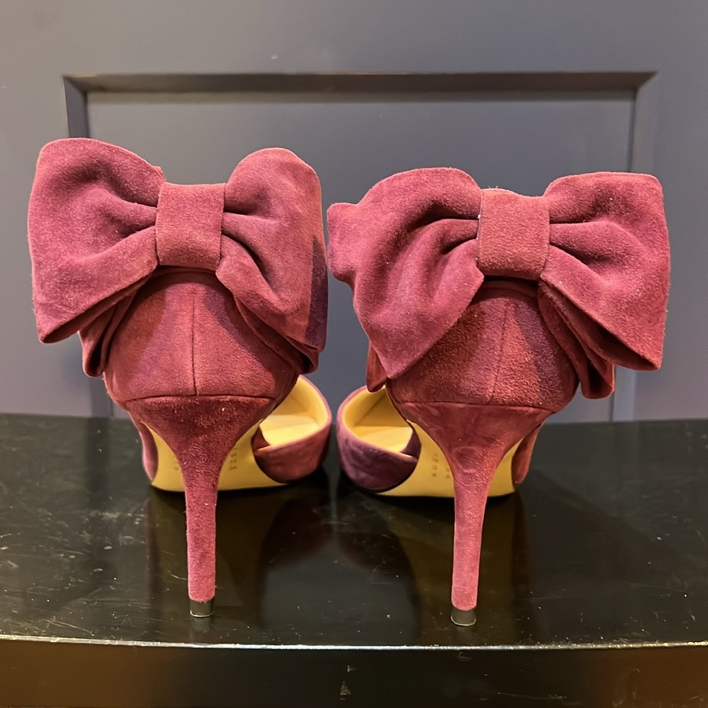 WHITE HOUSE BLACK MARKET empire plum Callie suede HH Bow Pump NIB 8.5 - Picture 4 of 9